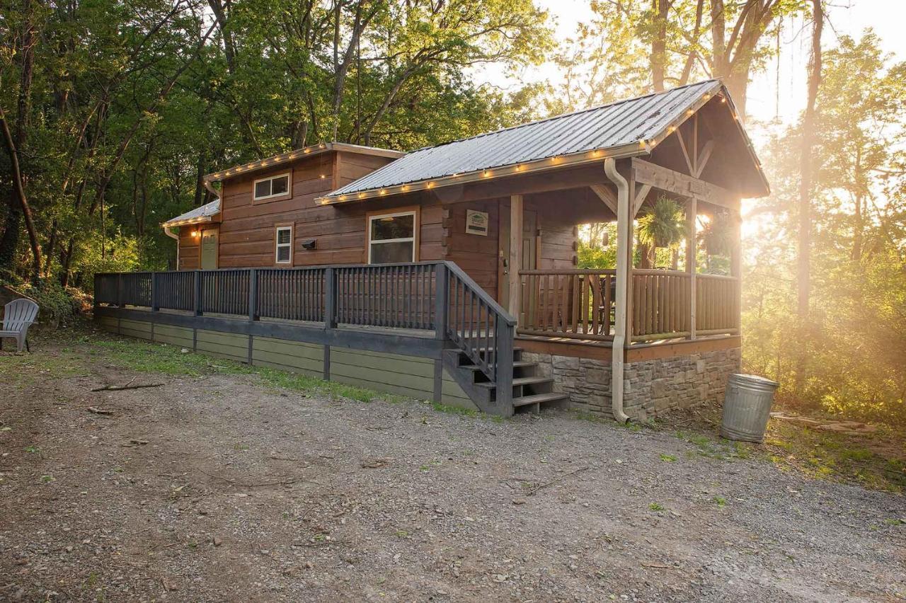 Thomas Cabin Forest Tiny Cabin With Hot Tub Τσαττανούγκα Εξωτερικό φωτογραφία