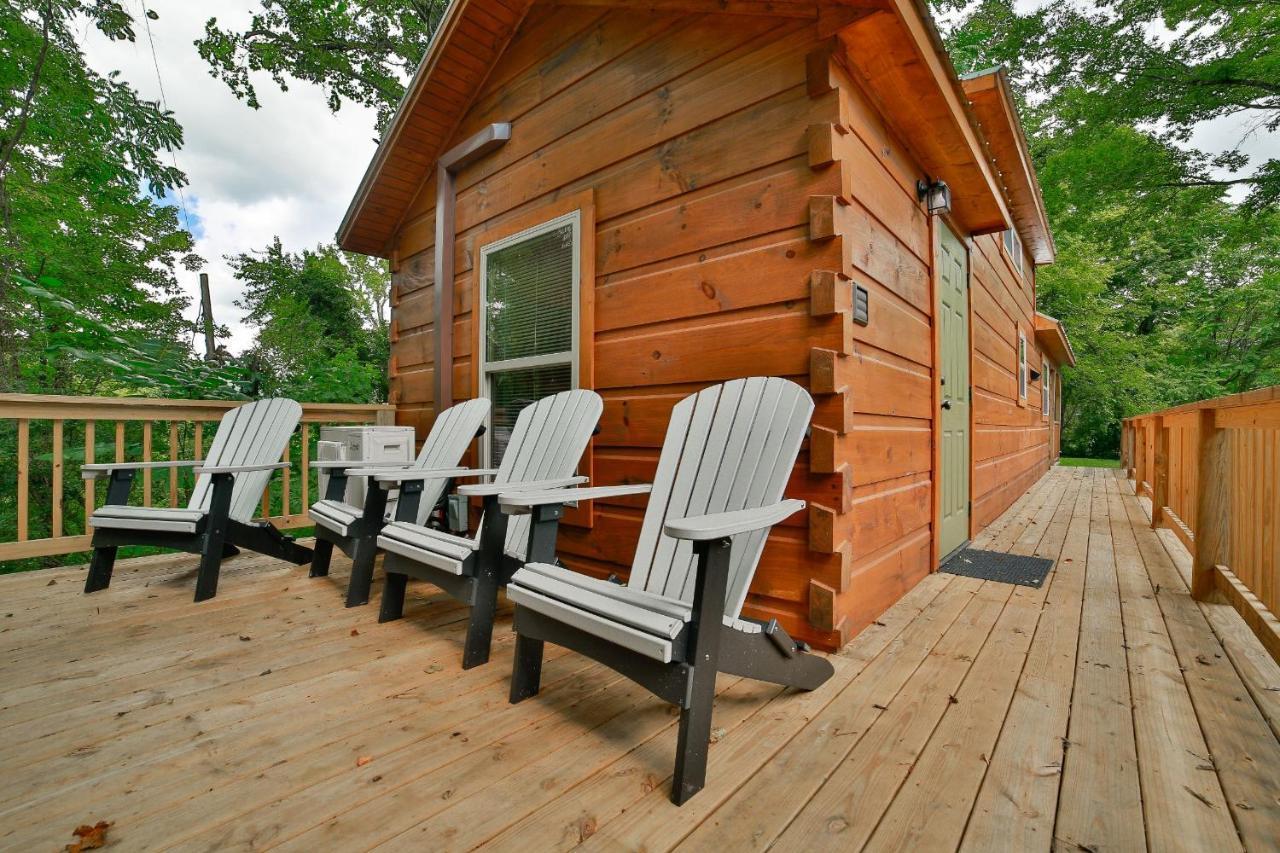 Thomas Cabin Forest Tiny Cabin With Hot Tub Τσαττανούγκα Εξωτερικό φωτογραφία